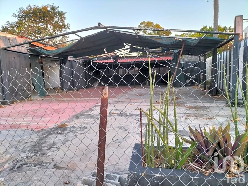 VENTA LOCAL PARA NEGOCIO, OFICINAS O DEPARTAMENTOS, EN MÉRIDA, YUCATÁN, ZONA PONIENTE
