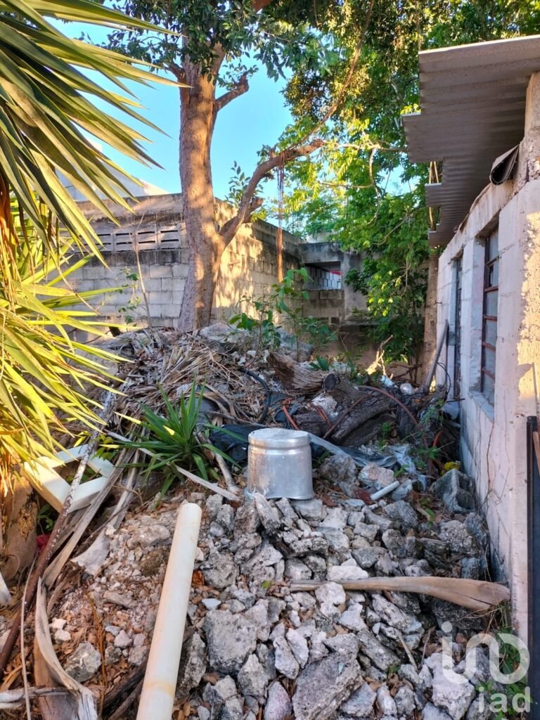 VENTA LOCAL PARA NEGOCIO, OFICINAS O DEPARTAMENTOS, EN MÉRIDA, YUCATÁN, ZONA PONIENTE