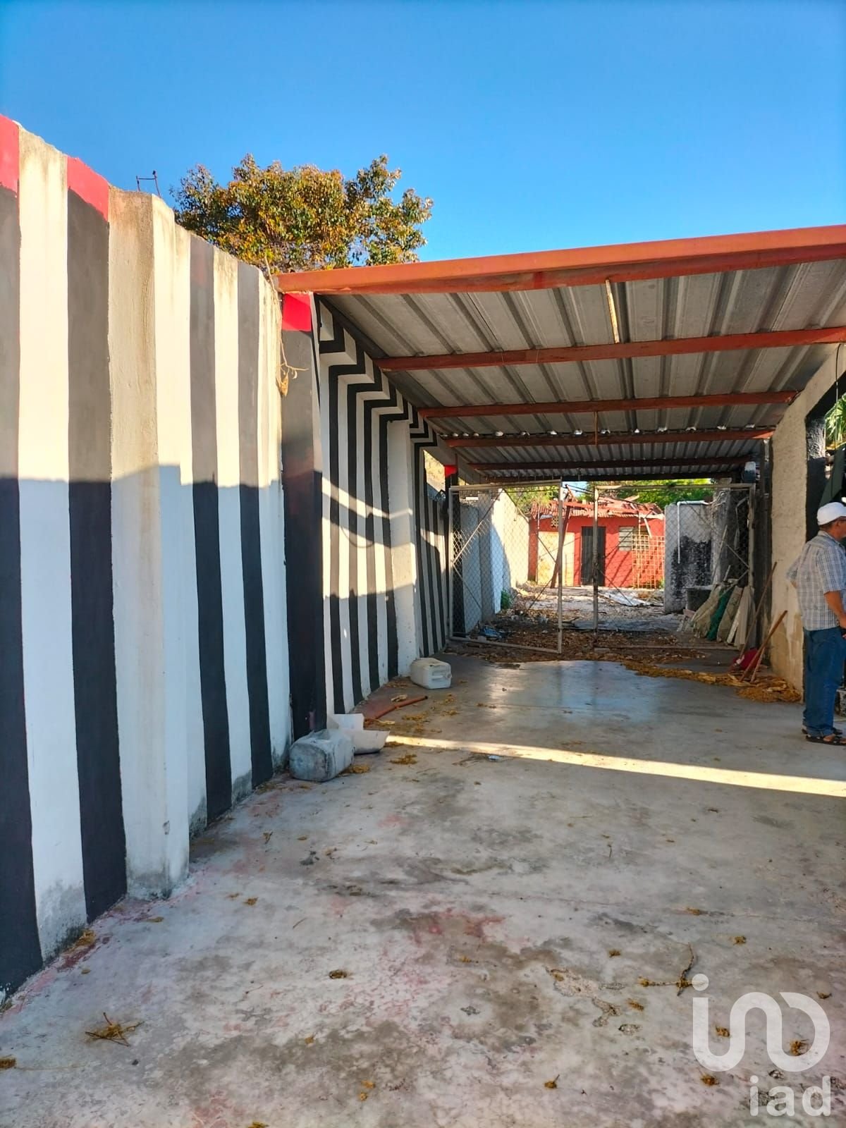 VENTA LOCAL PARA NEGOCIO, OFICINAS O DEPARTAMENTOS, EN MÉRIDA, YUCATÁN, ZONA PONIENTE