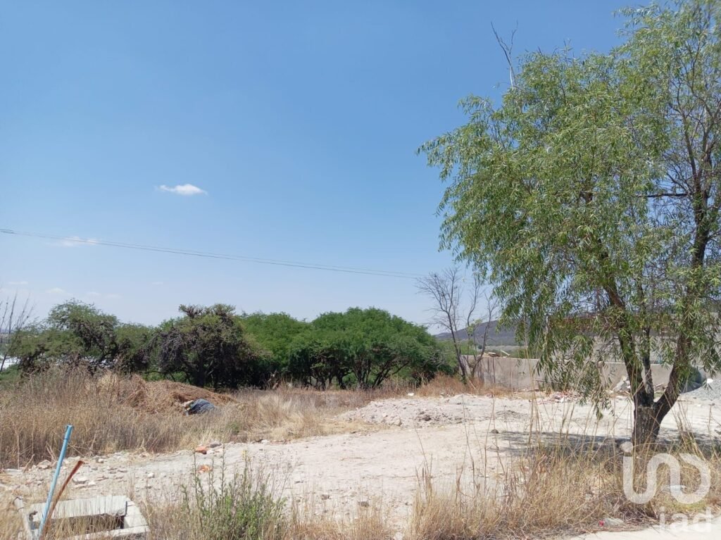 VENTA TERRENO EN RESIDENCIAL ENCINOS