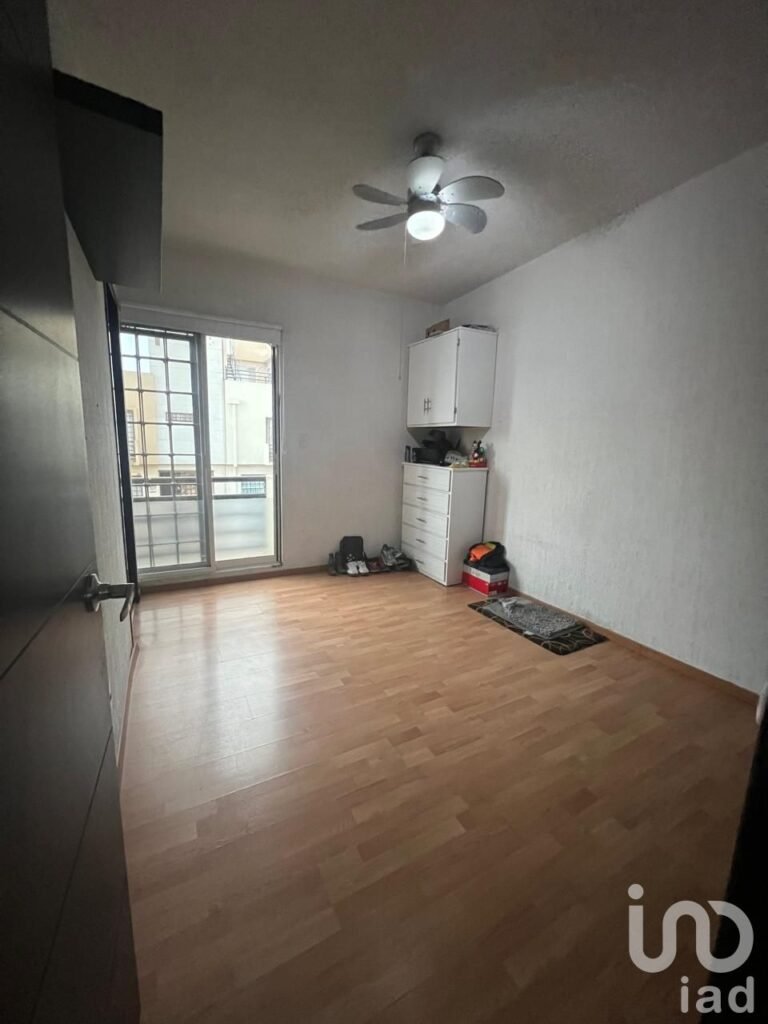 CASA EN VENTA EN LAS AMERICAS SECCIÓN IV, PROTOTIPO GRANDE