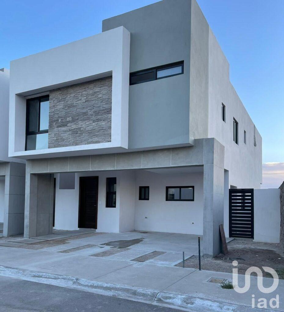 CASA EN VENTA CON AMPLIOS ESPACIOS FRACCIONAMIENTO CERCA DE PUENTE ZARAGOZA, CD JUAREZ
