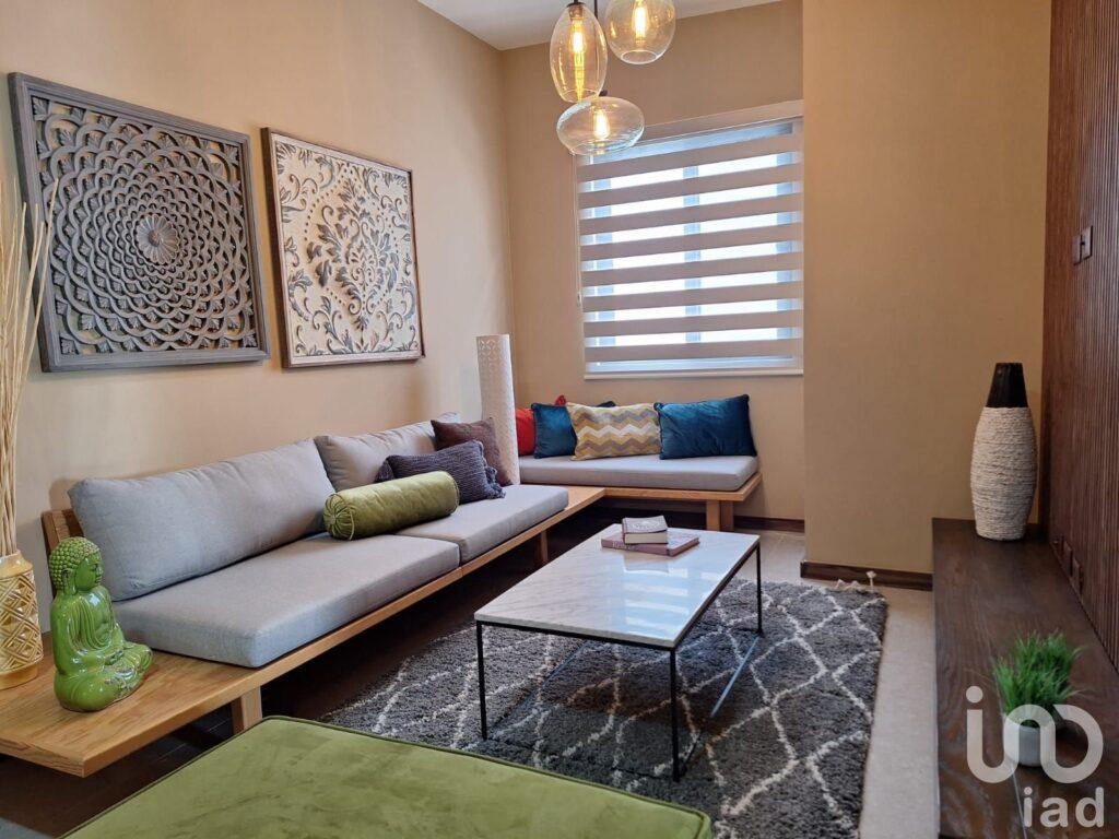 CASA EN VENTA CON AMPLIOS ESPACIOS FRACCIONAMIENTO CERCA DE PUENTE ZARAGOZA, CD JUAREZ