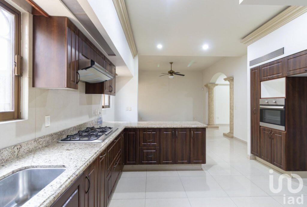 SE VENDE RESIDENCIA EN COLIMA, MEXICO