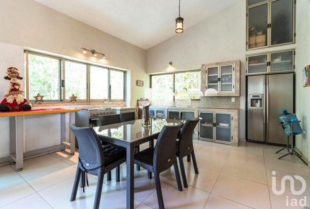 SE VENDE COMPLEJO DE CABAÑAS EN COLIMA, MEXICO