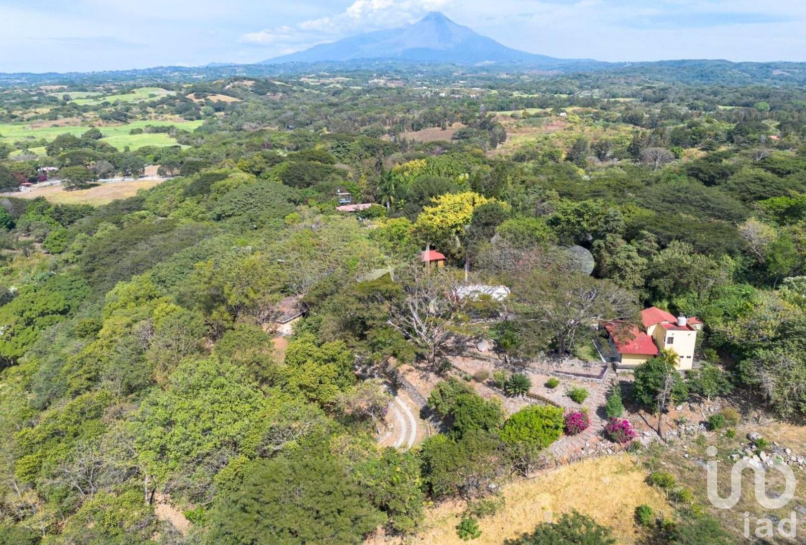 SE VENDE COMPLEJO DE CABAÑAS EN COLIMA, MEXICO