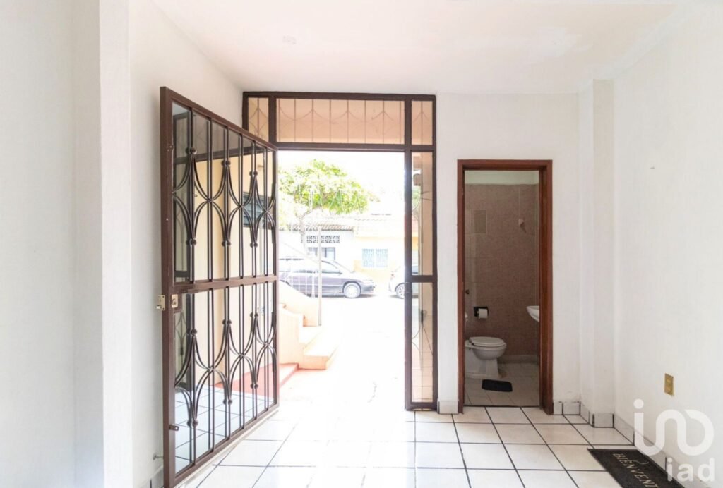 SE VENDE LOCAL COMERCIAL EN TECOMAN, COLIMA, MEXICO