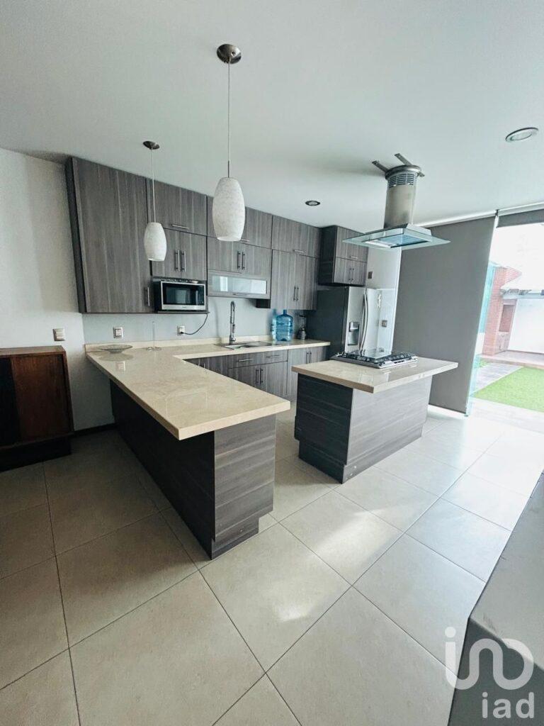 Preciosa casa en venta fraccionamiento privado