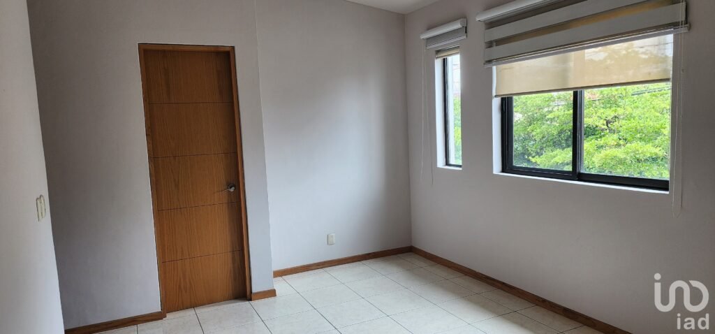 Consultorios - Oficinas en Renta, Col. Las Águilas