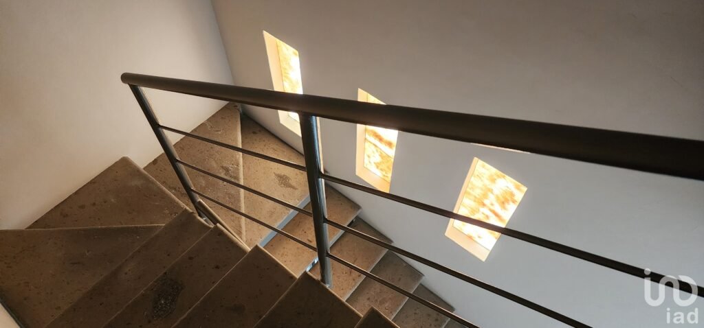 Consultorios - Oficinas en Renta, Col. Las Águilas