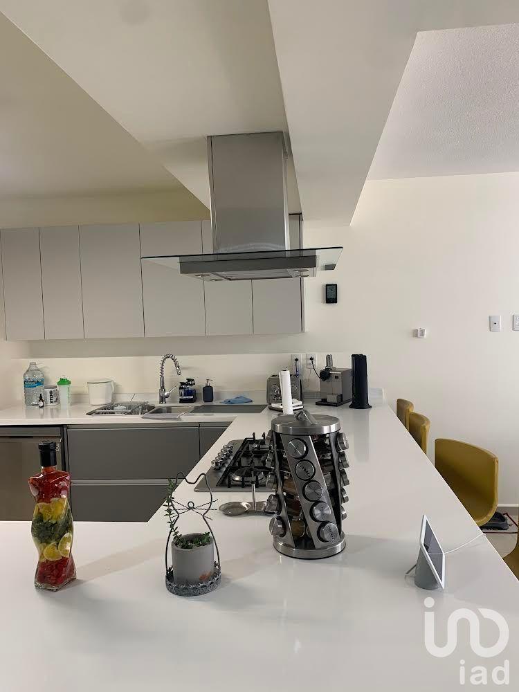 Venta de casa en Zibata Queretaro  4 habitaciones 5 Baños