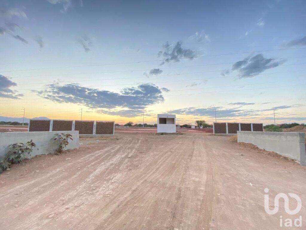 COMPLEJO INDUSTRIAL MEXQUITIC