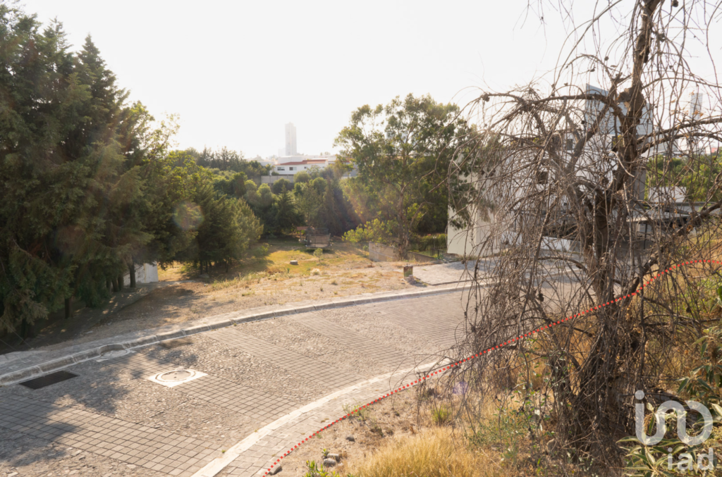 Terreno en exclusivo fraccionamiento con vigilancia 24/7 en El Saucedal, Puebla (2)