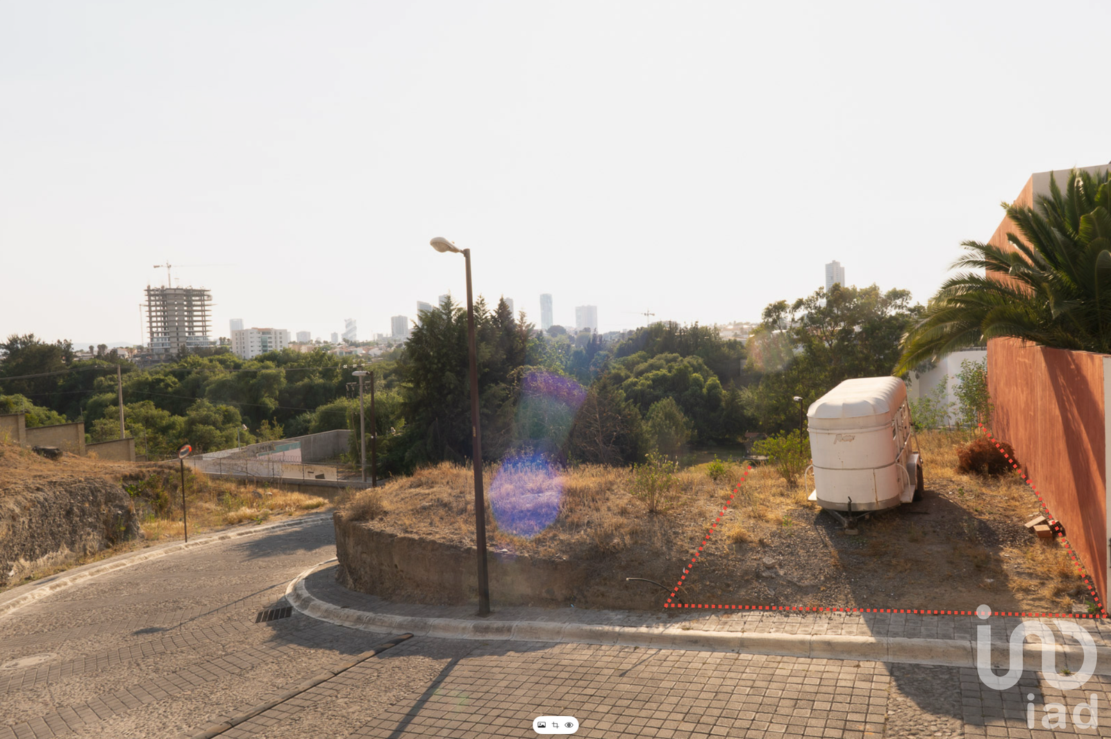 Terreno en exclusivo fraccionamiento con vigilancia 24/7 en El Saucedal, Puebla