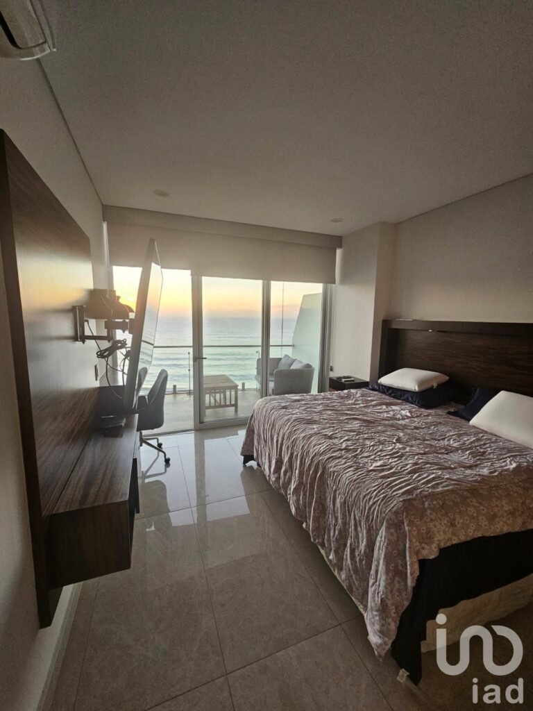 Departamento en Venta en Zona Dorada Mazatlán | Vista al Mar en Camino al Mar, Av. Camarón Sábalo