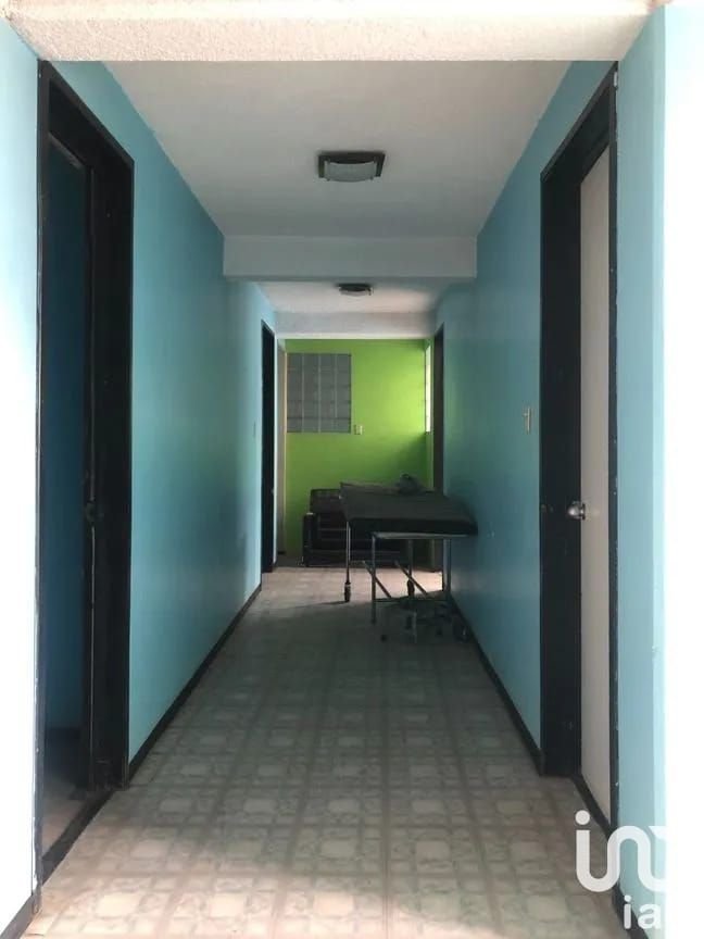 Casa/Edificio en venta en  Jardines de Santa Clara, Ideal para Negocio o Hogar