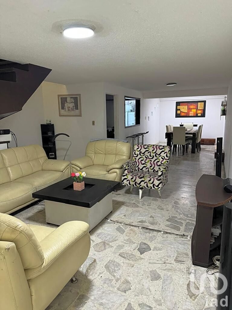 EXCELENTE CASA EN VENTA (CALLE CERRADA) LAS ALAMEDAS, ATIZAPAN DE ZARAGOZA, C.P 52970