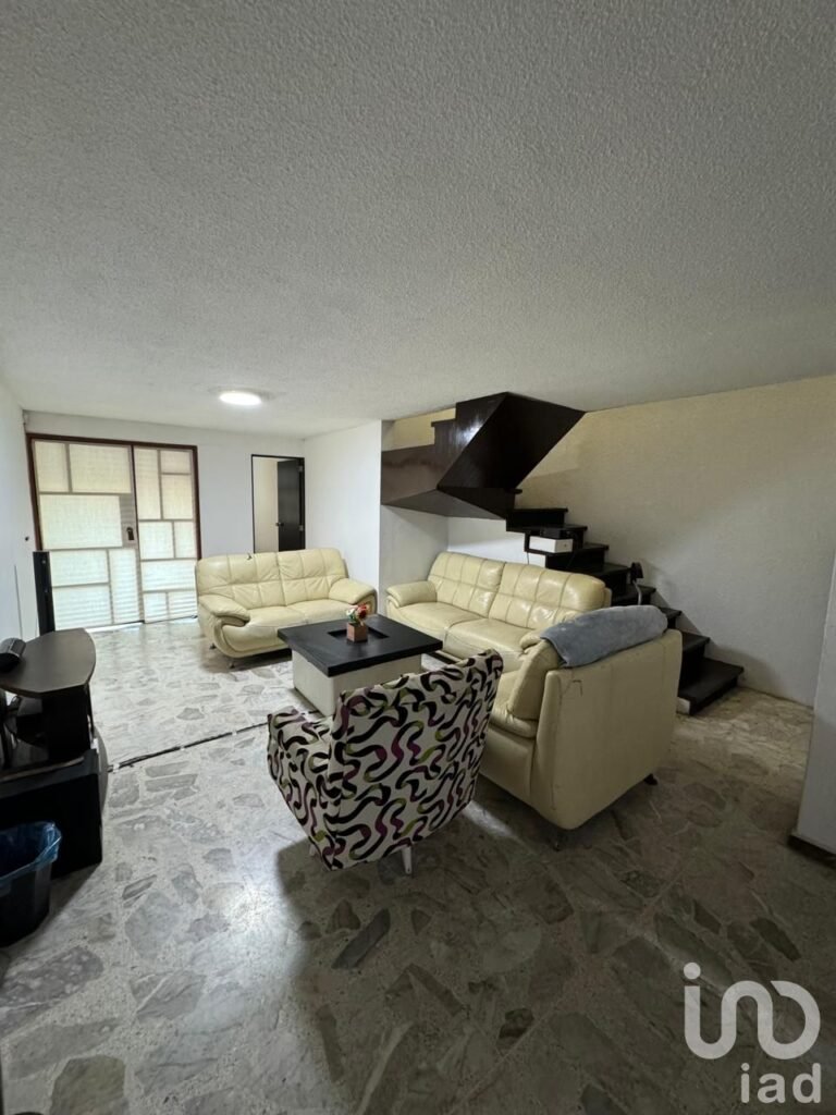 EXCELENTE CASA EN VENTA (CALLE CERRADA) LAS ALAMEDAS, ATIZAPAN DE ZARAGOZA, C.P 52970