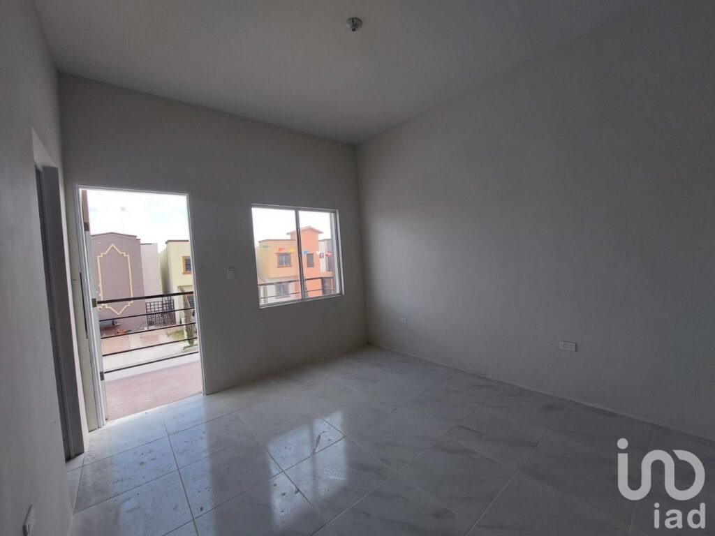 Casa venta Modelo Roma, Col. Valle Diamente, Juarez