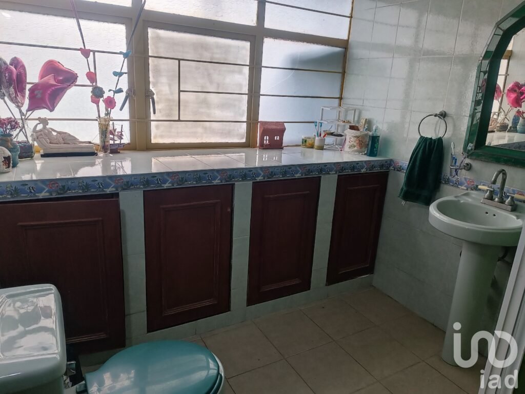 Se Vende Casa en calle Olmos, Bosques de Padierna, Alcaldía Tlalpan, cdmx.