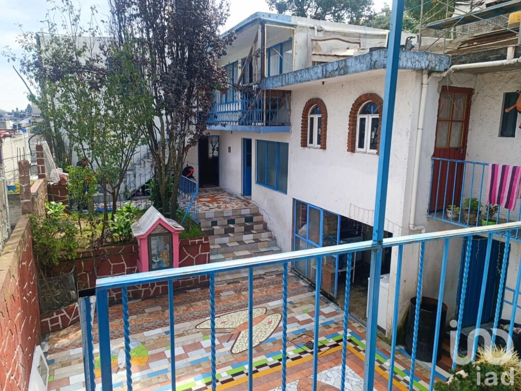 Se Vende Casa en calle Olmos, Bosques de Padierna, Alcaldía Tlalpan, cdmx.