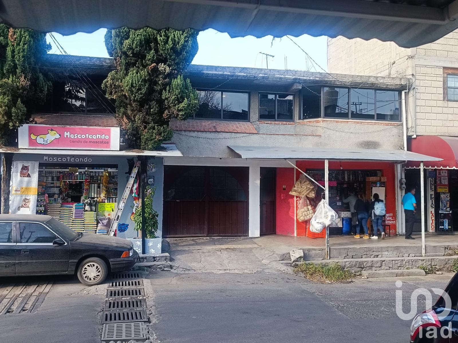 Se Vende Casa con uso de suelo comercial, con 2 accesorias, 3 departamentos, en Tlalpan, cdmx