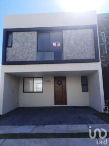 Casa en Venta en Capital Norte con Roofgarden Casa en Venta en Capital Norte con Roofgarden