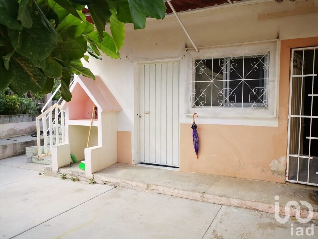 VENTA CASA EN GUERRERO CUAJINICUILAPA