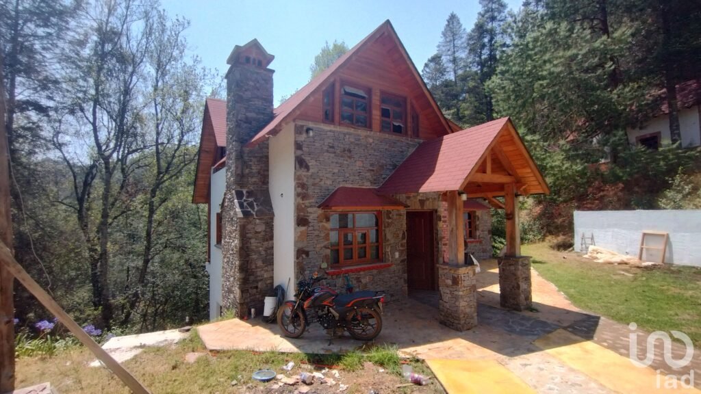 CABAÑA EN VENTA EN EL BOSQUE,PUEBLO MAGICO MINERAL DEL CHICO HIDALGO