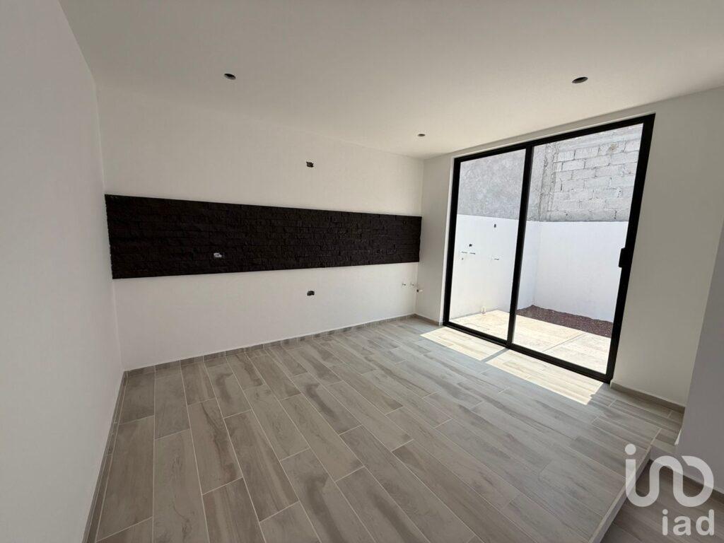 Moderna Casa en Venta en Solares Banthi, San Juan del Rio, Queretaro