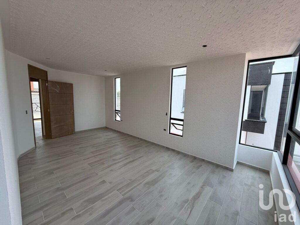 Moderna Casa en Venta en Solares Banthi, San Juan del Rio, Queretaro