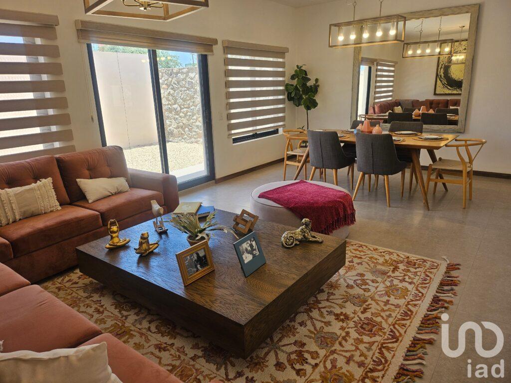 Se vende Casa Nueva 1 min de Plaza Benza. Cerca de puente Zaragoza