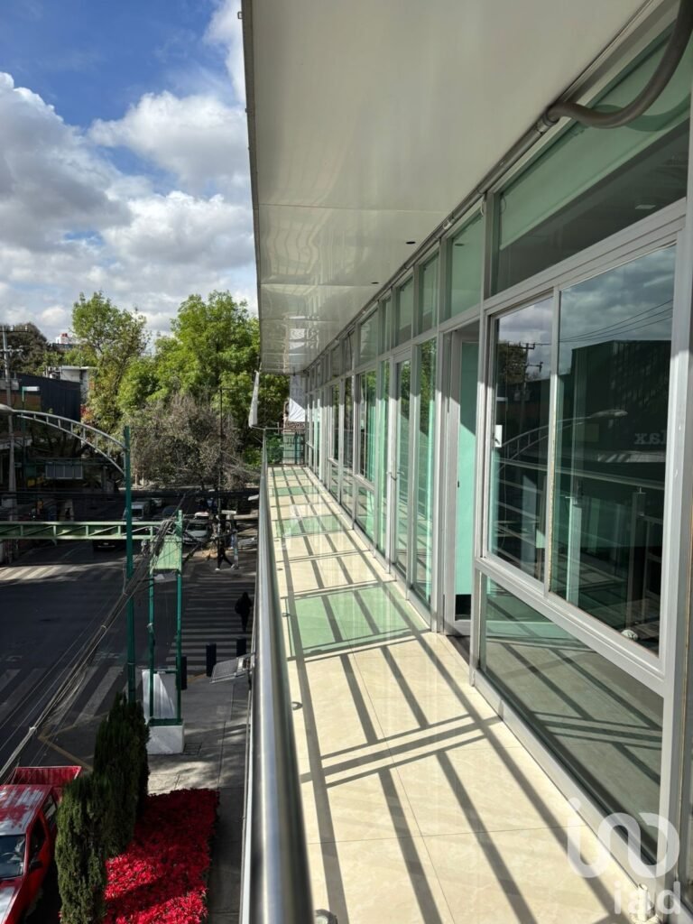 Se Renta Local En Colonia Roma.