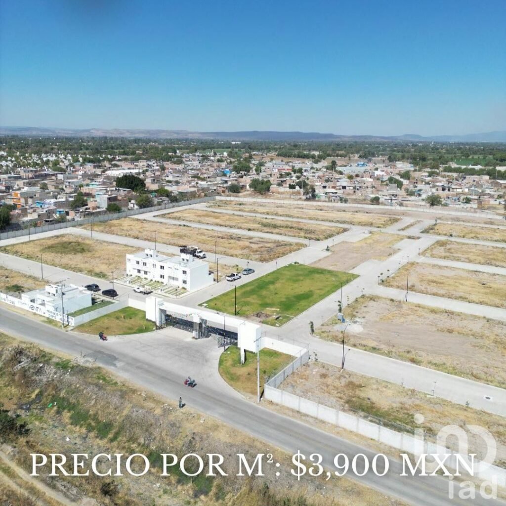 Terreno en venta en Celaya "Palmas residencial" por la zona Industrial, cerca de Gamesa, sabritas