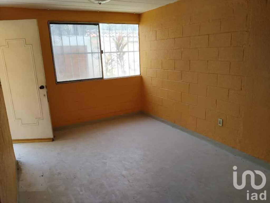 SE VENDE CASA EN FRACC PEDREGAL DE LAS FUENTES, JIUTEPEC MORELOS (PAGO CONTADO)