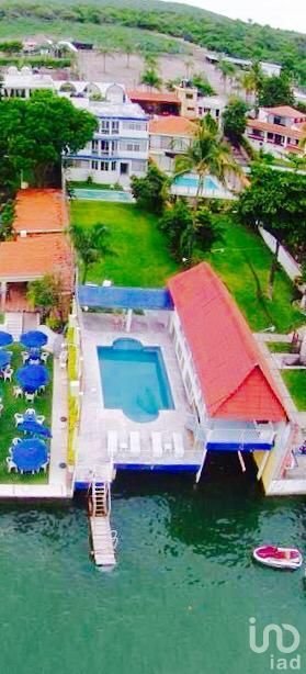 CASA VACACIONAL EN TEQUESQUITENGO MORELOS
