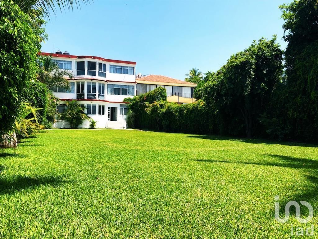 CASA VACACIONAL EN TEQUESQUITENGO MORELOS