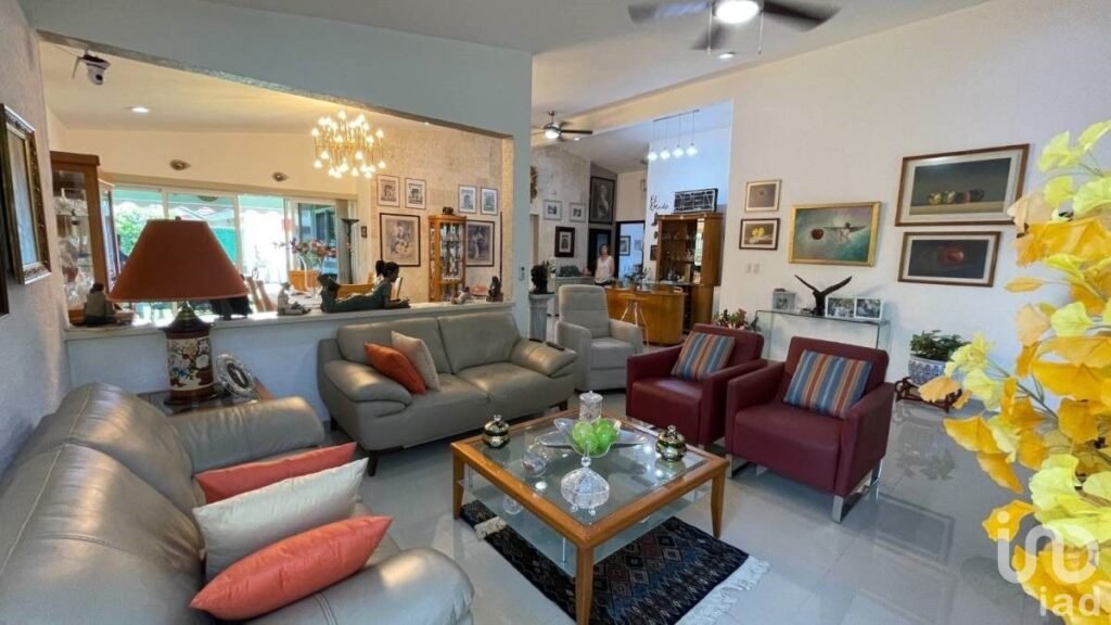 VENTA CASA UNIVEL, MAGNÍFICA, LOMAS DE COCOYOC