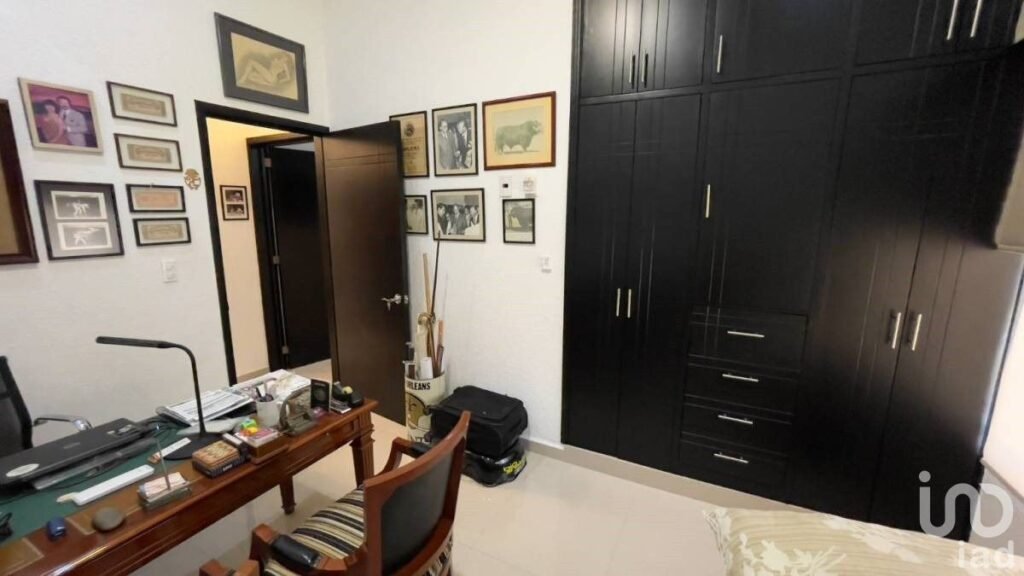 VENTA CASA UNIVEL, MAGNÍFICA, LOMAS DE COCOYOC