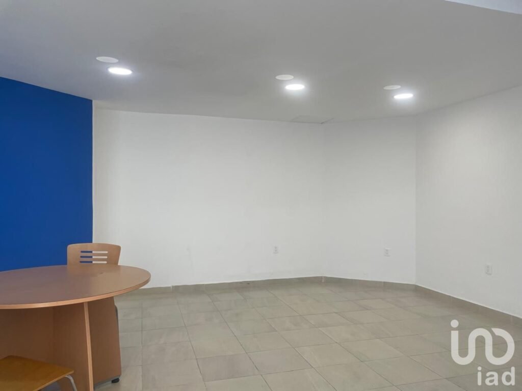 EN VENTA PLAZA COMERCIAL EN SAN DIEGO , ZONA DORADA , CUERNAVACA MORELOS