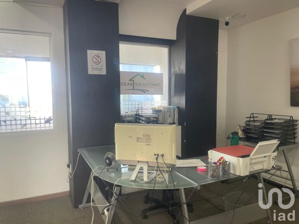 EN VENTA PLAZA COMERCIAL EN SAN DIEGO , ZONA DORADA , CUERNAVACA MORELOS