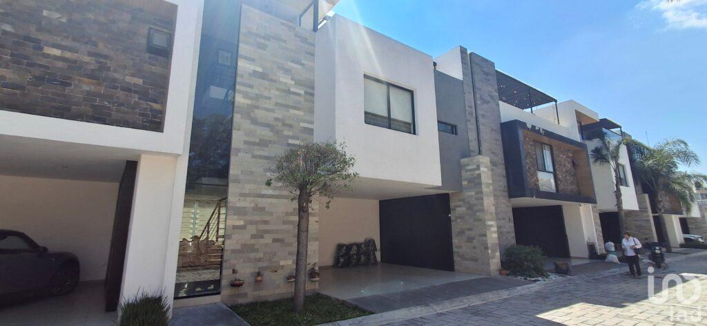 Casa en Venta en Bugambilias