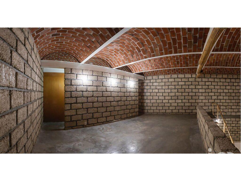 Casa en venta en Santa María Tepepan, atrás del club Hípico.