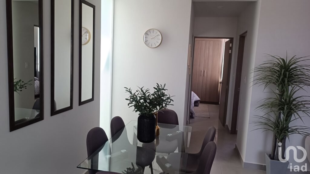 Departamento en venta en Celaya, en el cantar,equipado. 2 hab cerca de la central de abastos