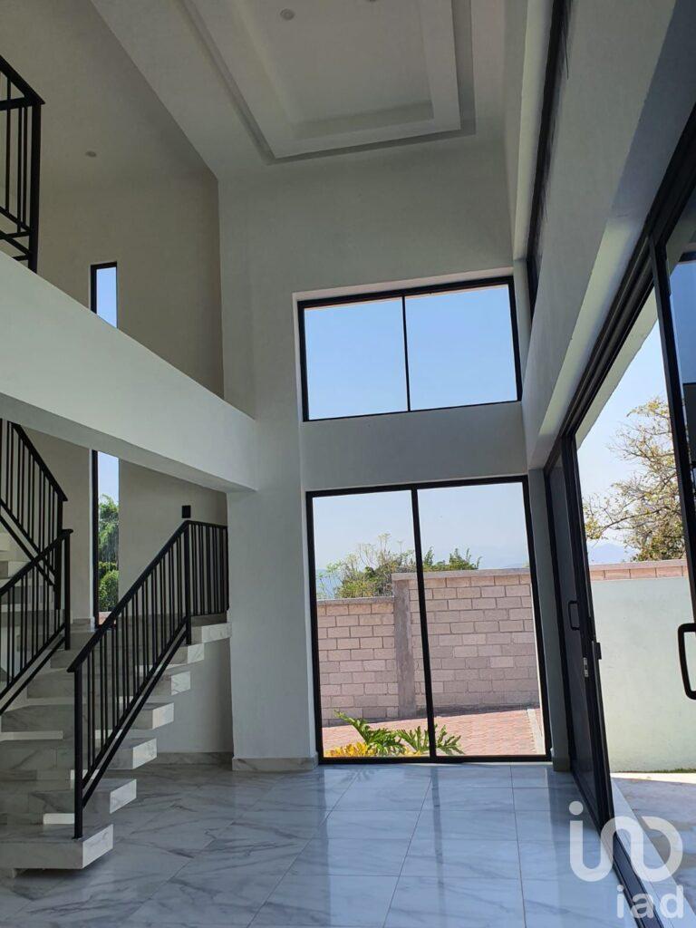 Casa nueva vacacional en Oaxtepec fraccionamiento Jacarandas con alberca y 3 recamaras