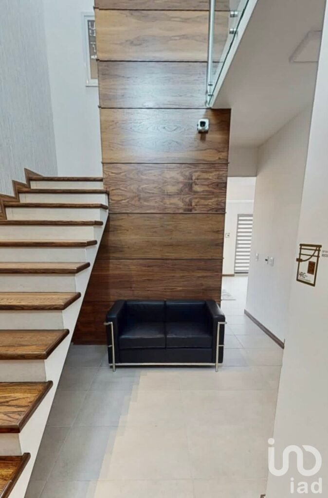 Casa nueva modelo Girona en Rinconadas Del Valle Residencial con acabados de primera