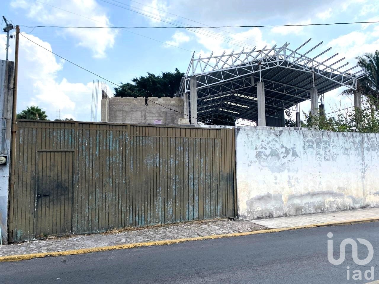 Bodega en renta, pról. Jacarandas a una cuadra de Libramiento, Nave principal 15 x 30 mts. Bodega en renta, pról. Jacarandas a una cuadra de Libramiento, Nave principal 15 x 30 mts.