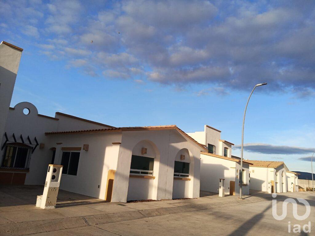 CASA DE 1 PISO EN VENTA, EN RESIDENCIAL SAN FRANCISCO, IRAPUATO, GTO.
