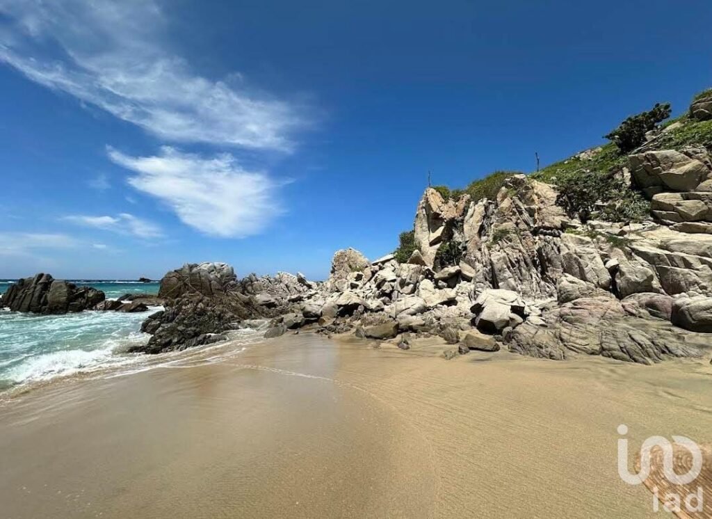 Exclusivo Terreno Frente al Mar con Bioluminiscencia