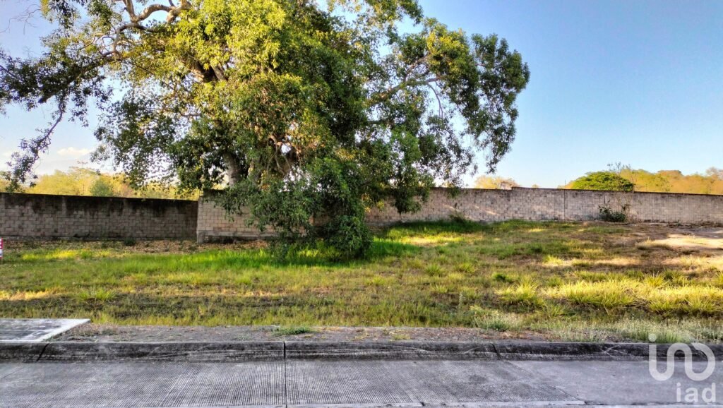 Terreno Zona Exclusiva de Colima - Altozano